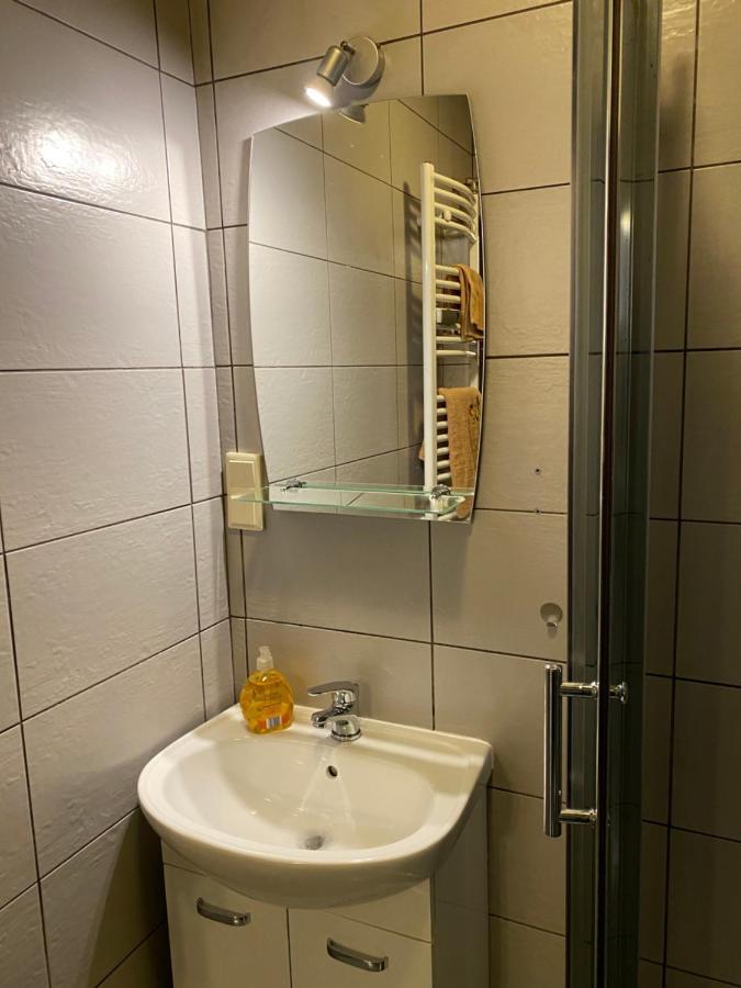 Aparthotel Superjednostka Katowice Ngoại thất bức ảnh