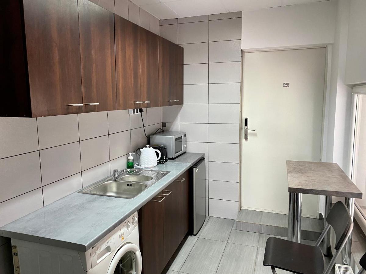 Aparthotel Superjednostka Katowice Ngoại thất bức ảnh