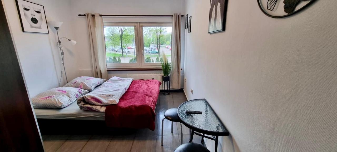 Aparthotel Superjednostka Katowice Ngoại thất bức ảnh