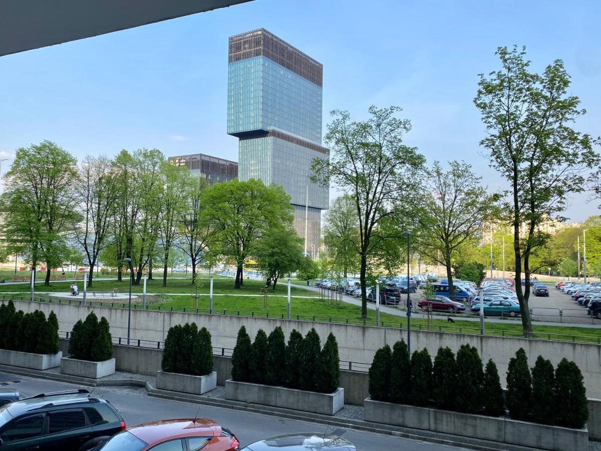 Aparthotel Superjednostka Katowice Ngoại thất bức ảnh