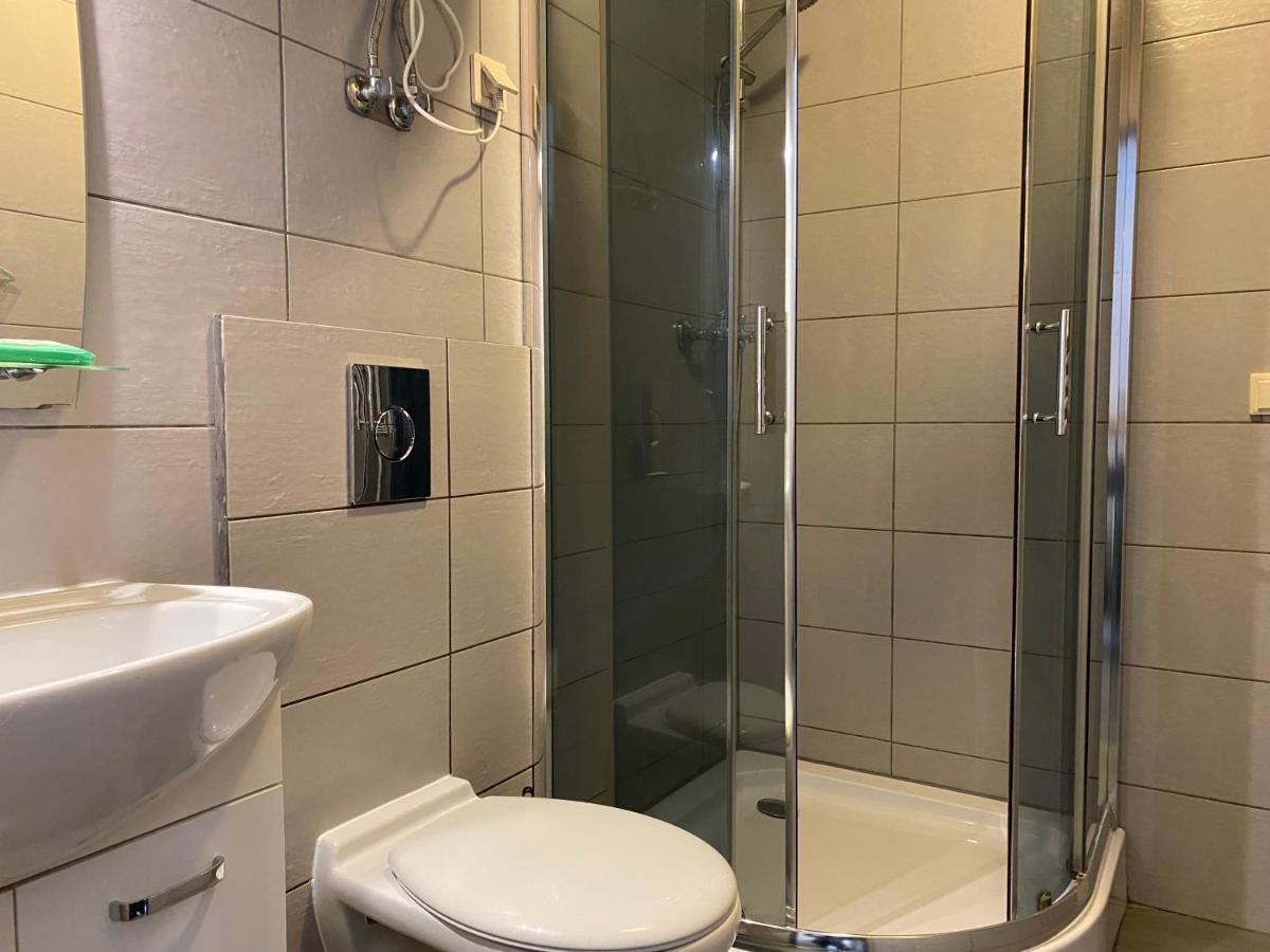 Aparthotel Superjednostka Katowice Ngoại thất bức ảnh